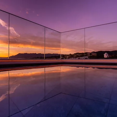 Amazing Penthouse In With Private Pool Marbella