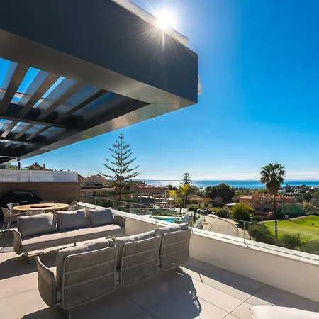 Amazing Penthouse In With Private Pool Apartment *