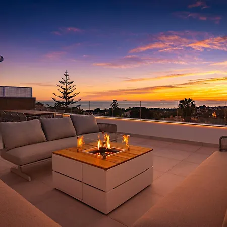 Amazing Penthouse In With Private Pool *