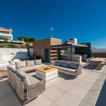 Amazing Penthouse In With Private Pool Apartment